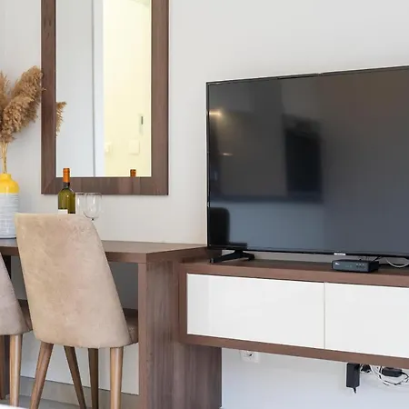 Studio Apartment N2 Tivat Exterior photo